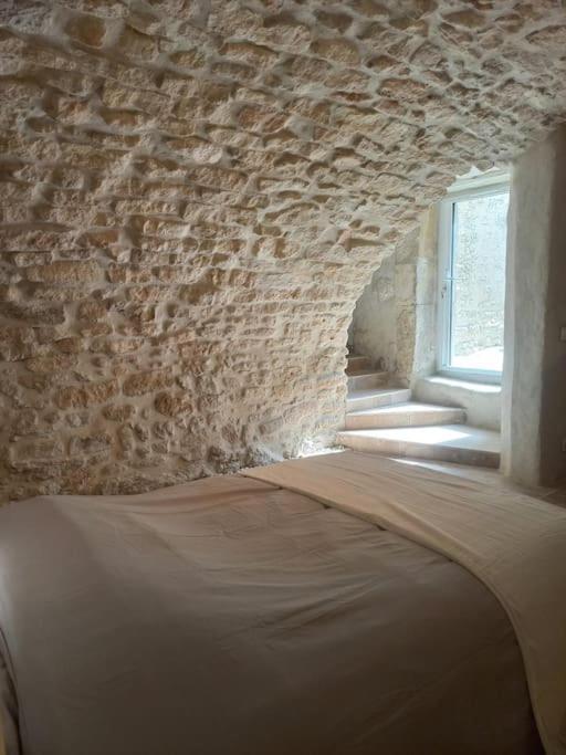 Le Clos Du Rempart - 2 A 4 Pers. Saint-Restitut ภายนอก รูปภาพ